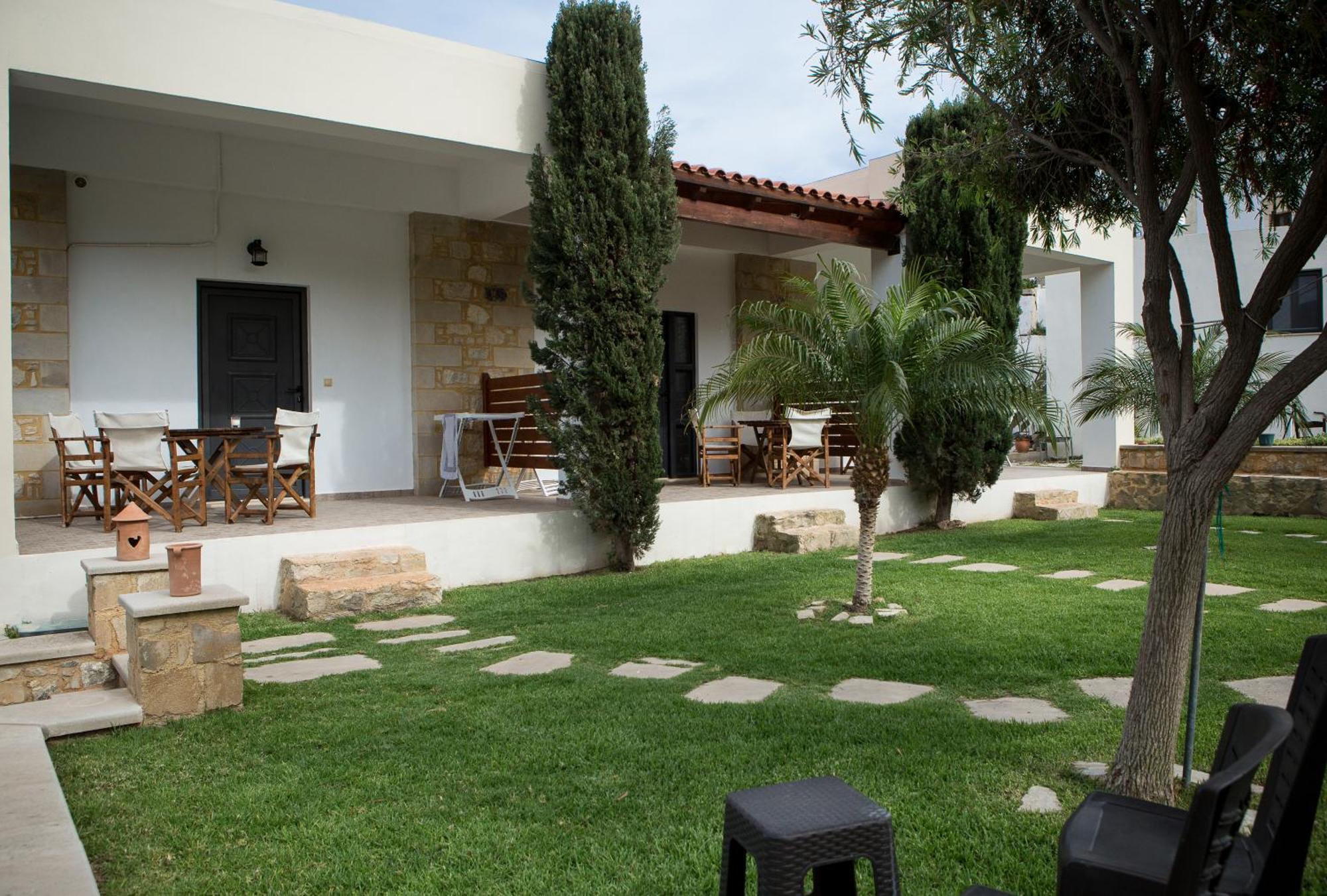 Agarathos Traditional Rooms - Pool - Kaliviani -On The Road To Balos Buitenkant foto