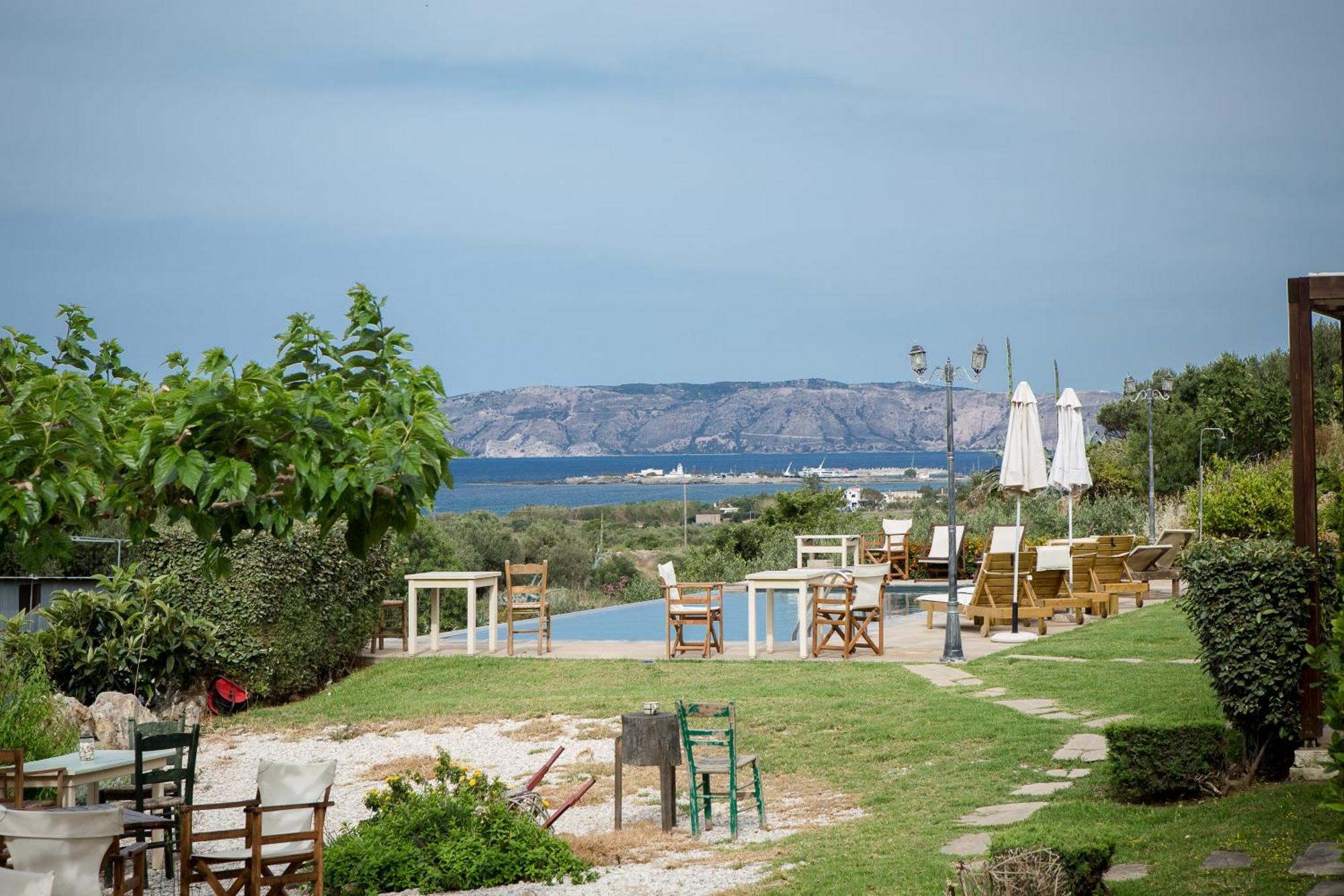 Agarathos Traditional Rooms - Pool - Kaliviani -On The Road To Balos Buitenkant foto