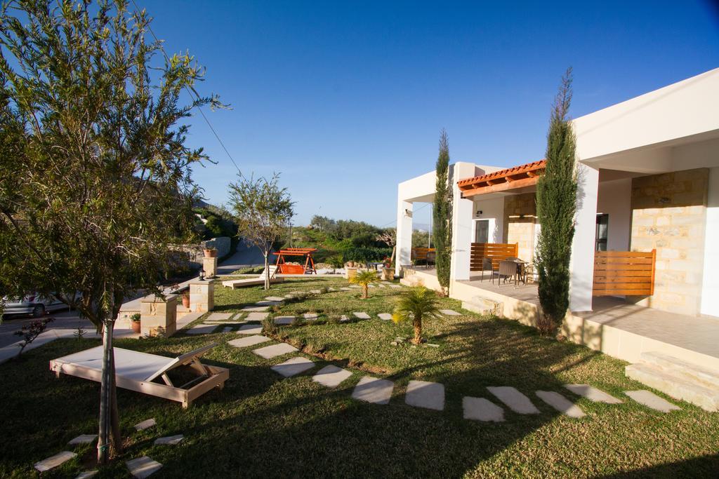 Agarathos Traditional Rooms - Pool - Kaliviani -On The Road To Balos Buitenkant foto