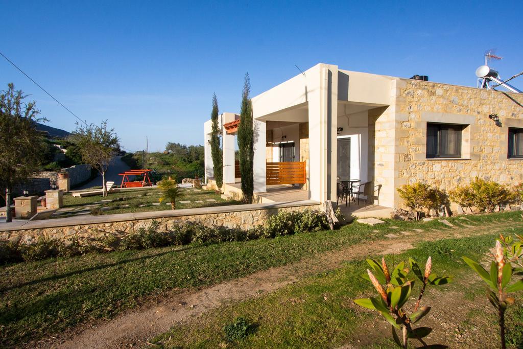 Agarathos Traditional Rooms - Pool - Kaliviani -On The Road To Balos Buitenkant foto